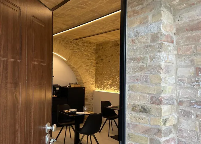 Alojamento de Acomodação e Pequeno-almoço Gaeta 3*